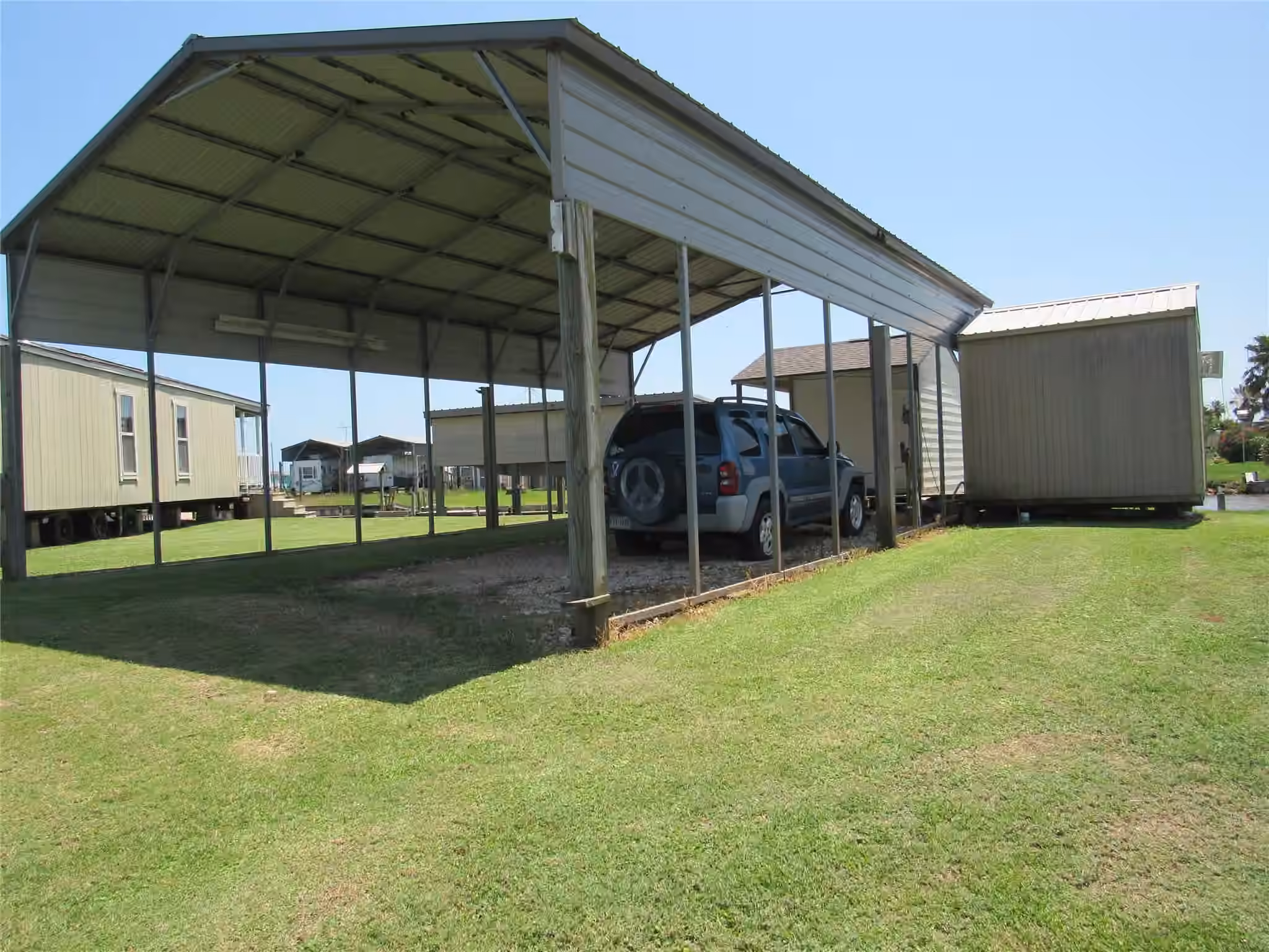 Photo 4 of 961 County Road 202, Sargent, TX