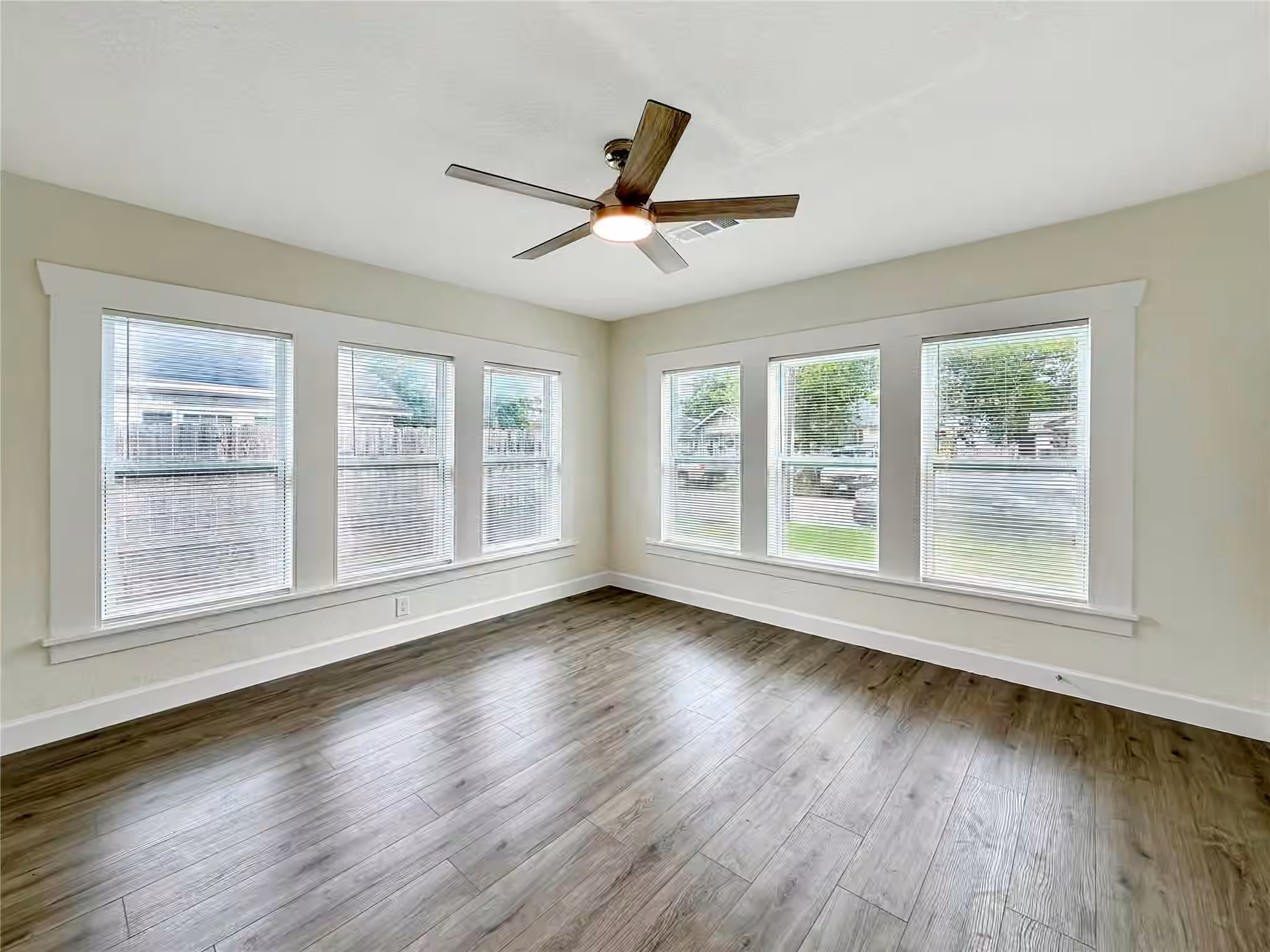 Photo 7 of 6818 Avenue O, Houston, TX