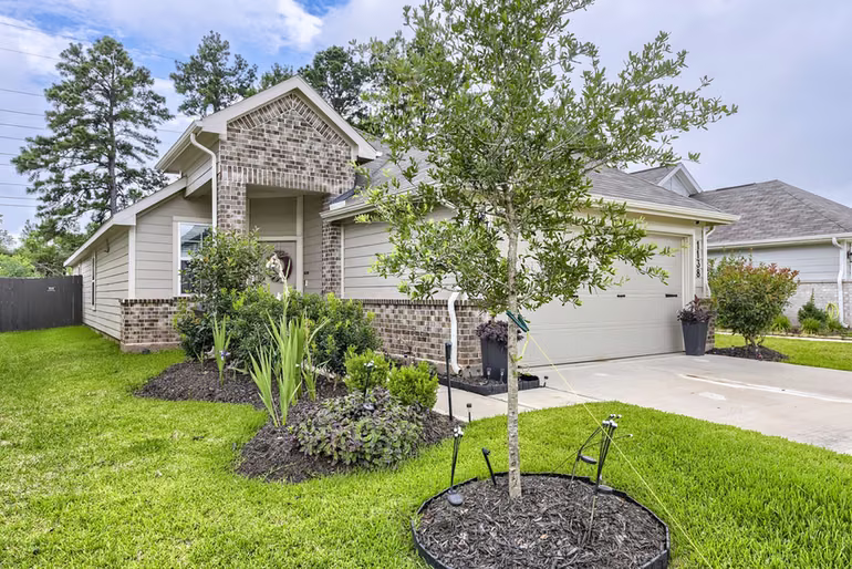 Photo 2 of 1138 Kinsey Wilderness Lane, Conroe, TX