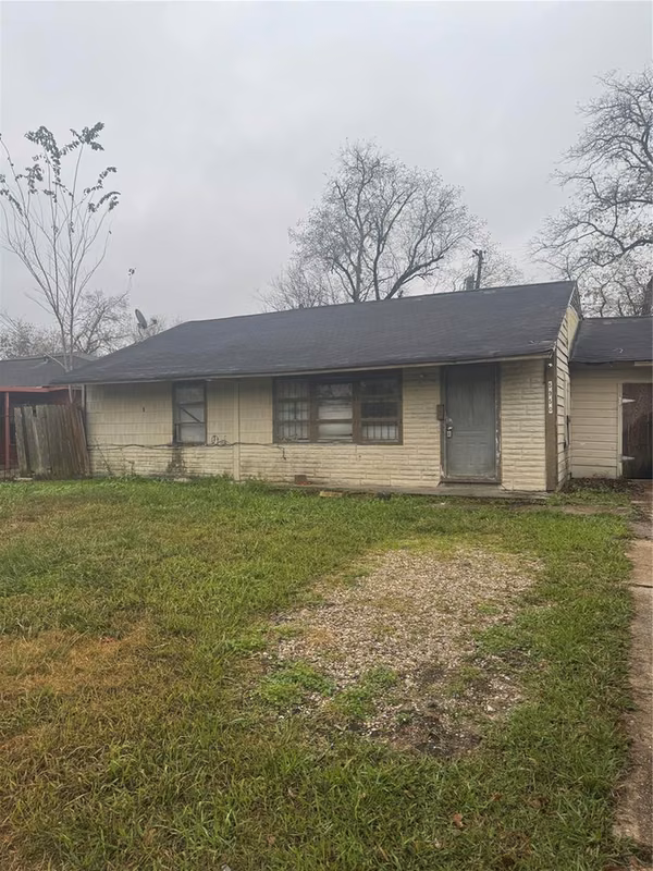 Photo 2 of 5950 Doolittle Boulevard, Houston, TX