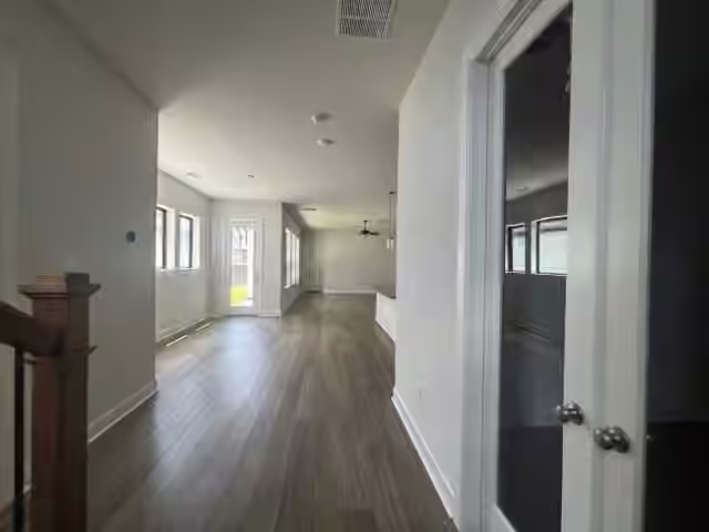 Photo 4 of 1531 Noble Park Drive, Missouri City, TX