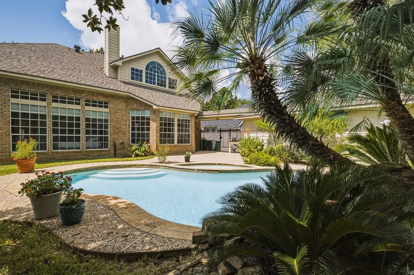 Photo 2 of 9314 Walnut Brook Ct, Houston, TX