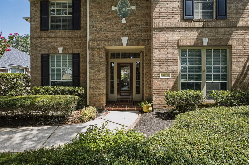 Photo 5 of 9314 Walnut Brook Ct, Houston, TX