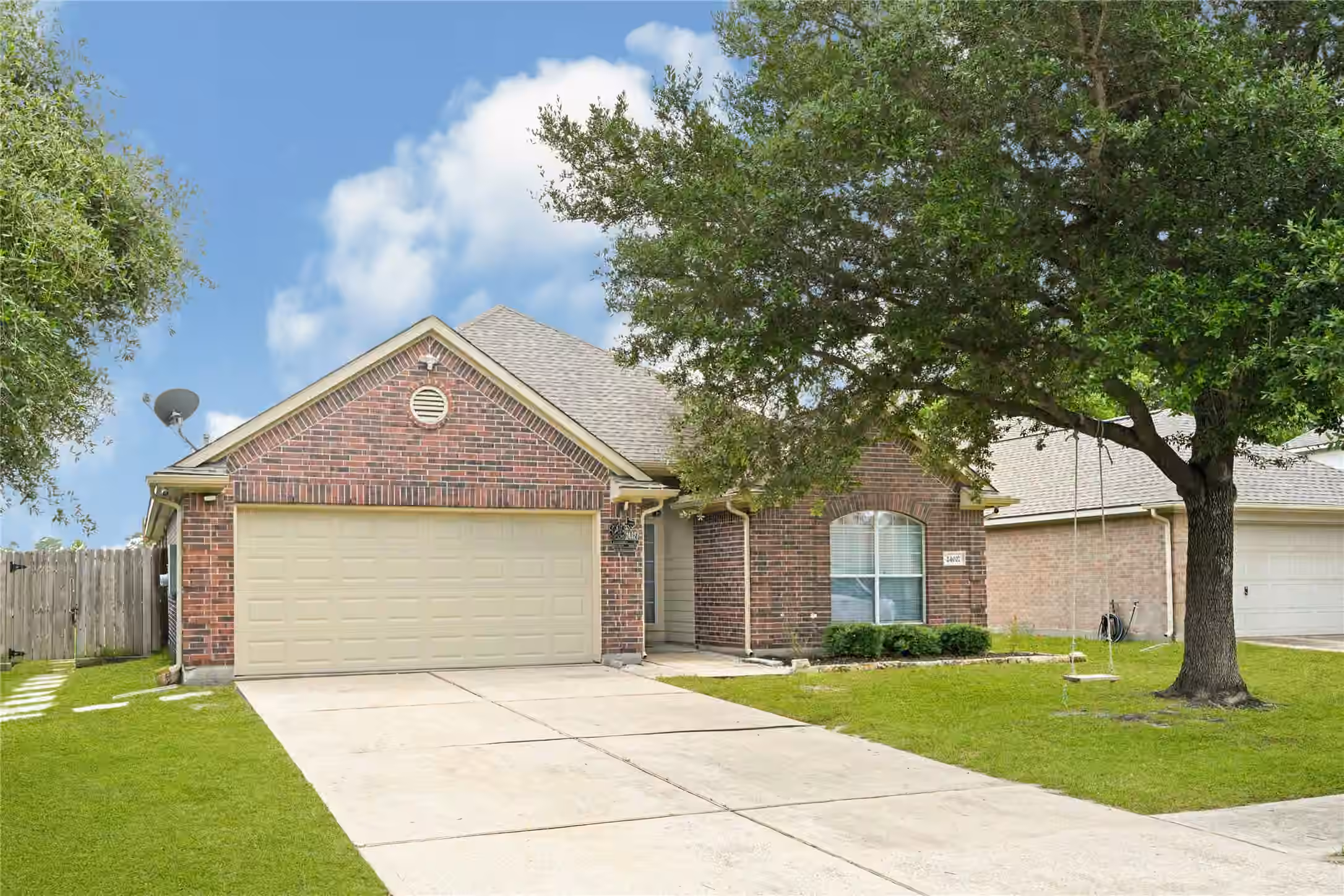 Photo 2 of 24027 Lestergate Drive, Spring, TX