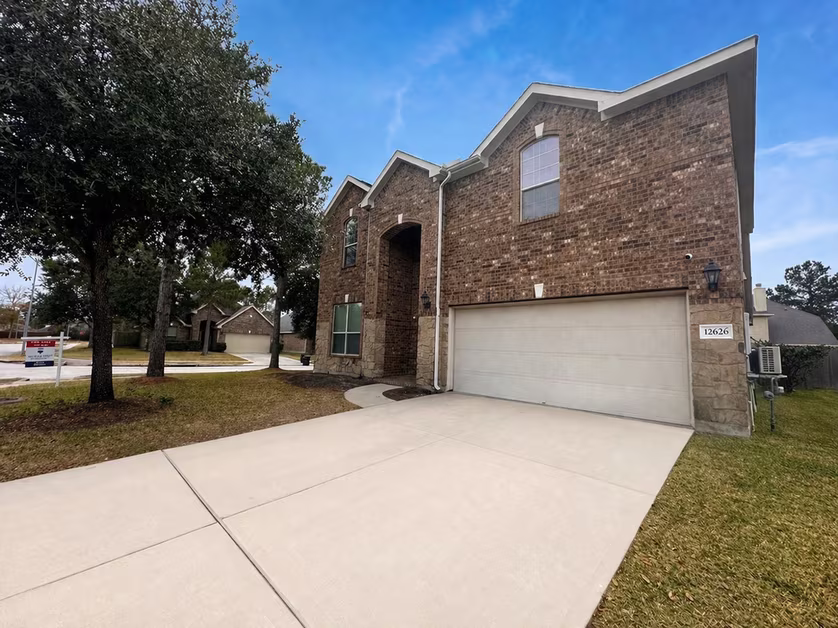 Photo 2 of 12626 Fisher River Lane, Humble, TX
