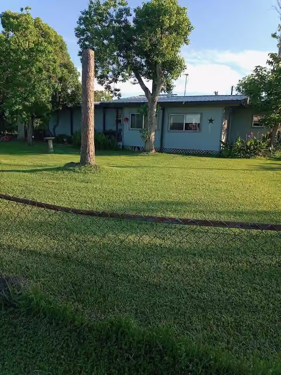 Photo 3 of 6004 Pine Street, Brazoria, TX