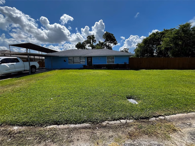 Photo 2 of 3163 Roe Drive, Houston, TX