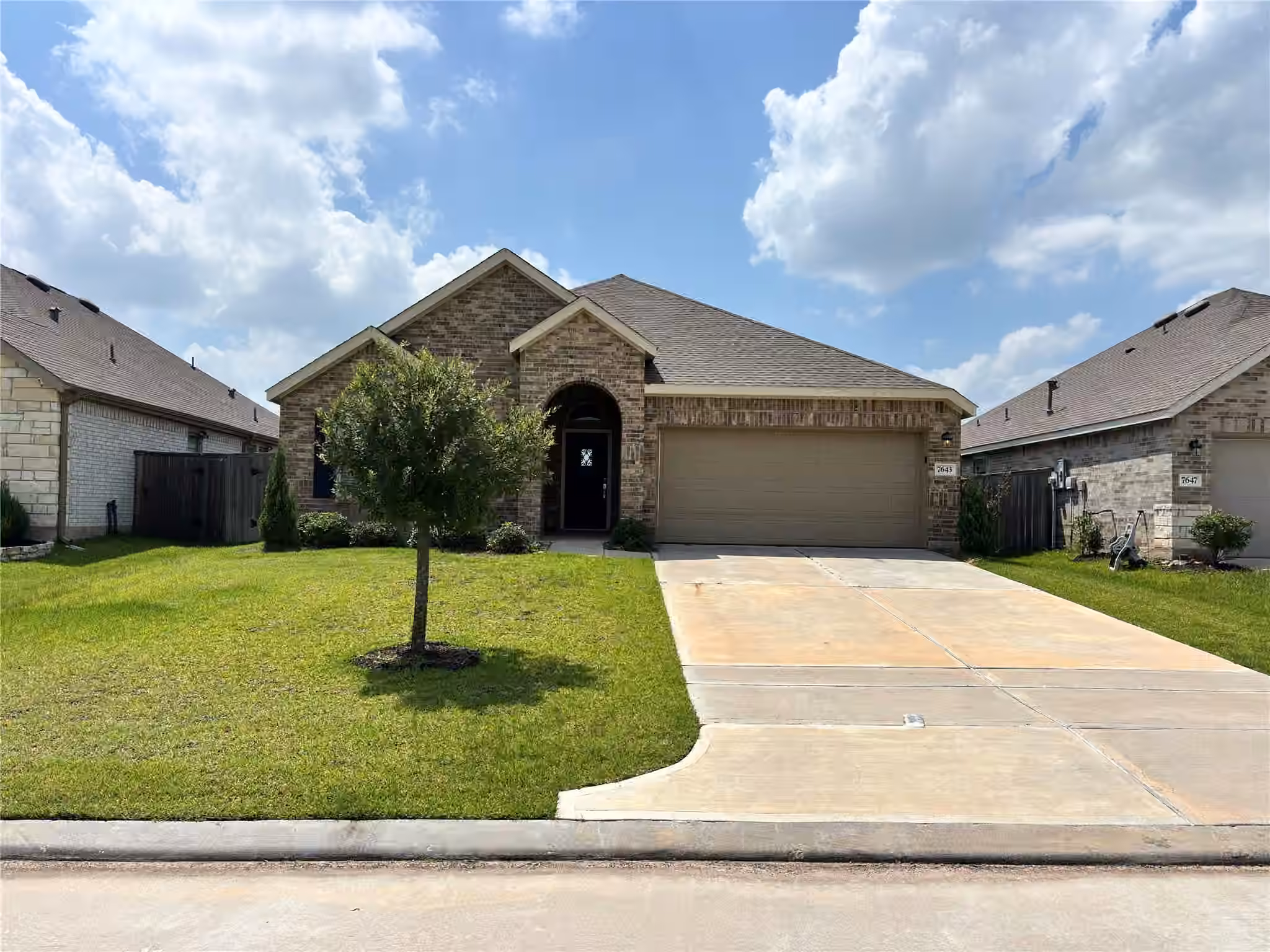 Photo 2 of 7643 Jasmine Chase Drive, Katy, TX