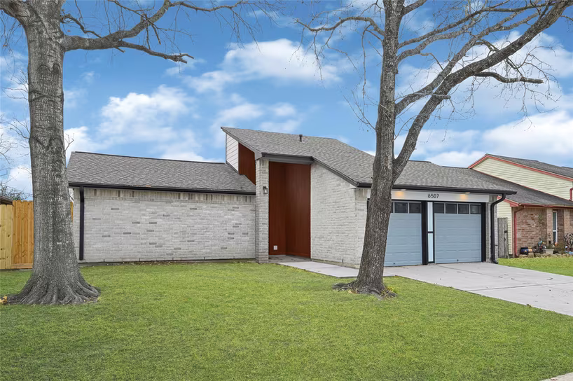 Photo 2 of 6507 Paso Del Sol Drive, Houston, TX