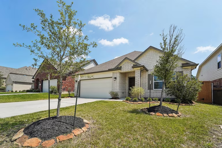 Photo 3 of 788 Yellow Birch, Conroe, TX