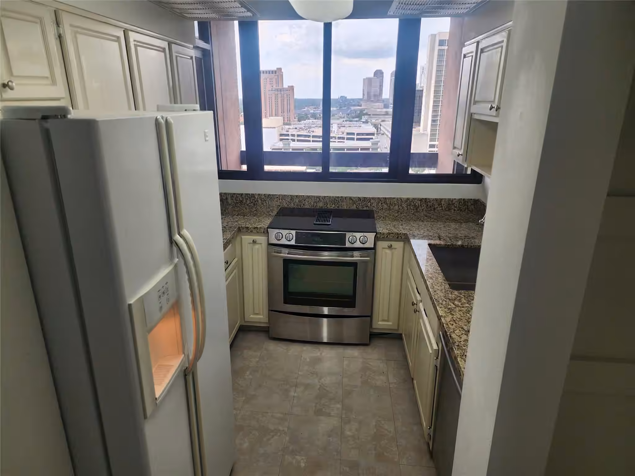 Photo of 5150 Hidalgo Street 1403, Houston, TX