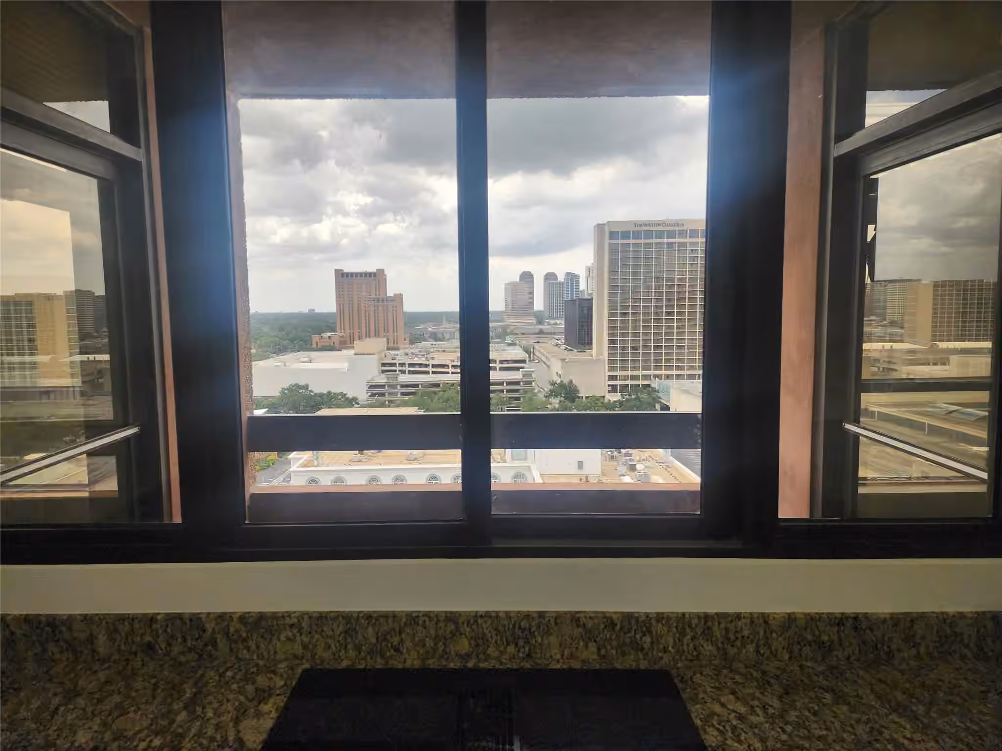 Photo 6 of 5150 Hidalgo Street 1403, Houston, TX