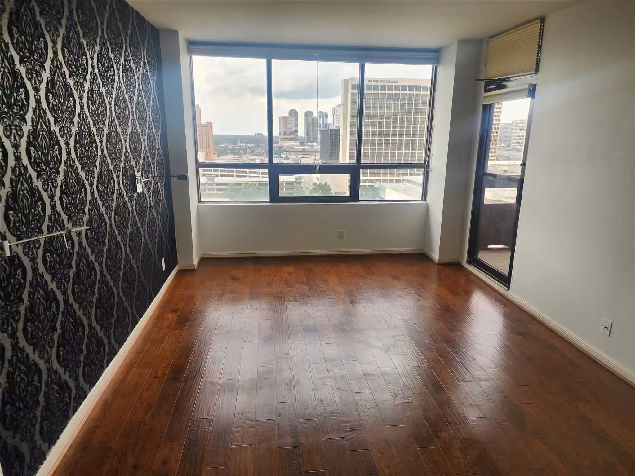 Photo 7 of 5150 Hidalgo Street 1403, Houston, TX