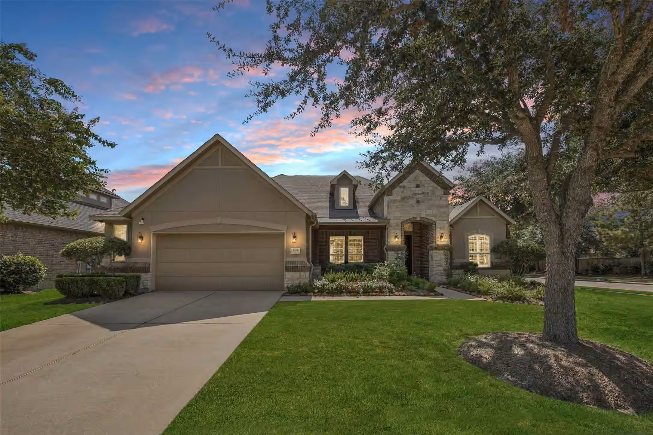Photo 5 of 5202 Red Oak Valley Drive, Katy, TX