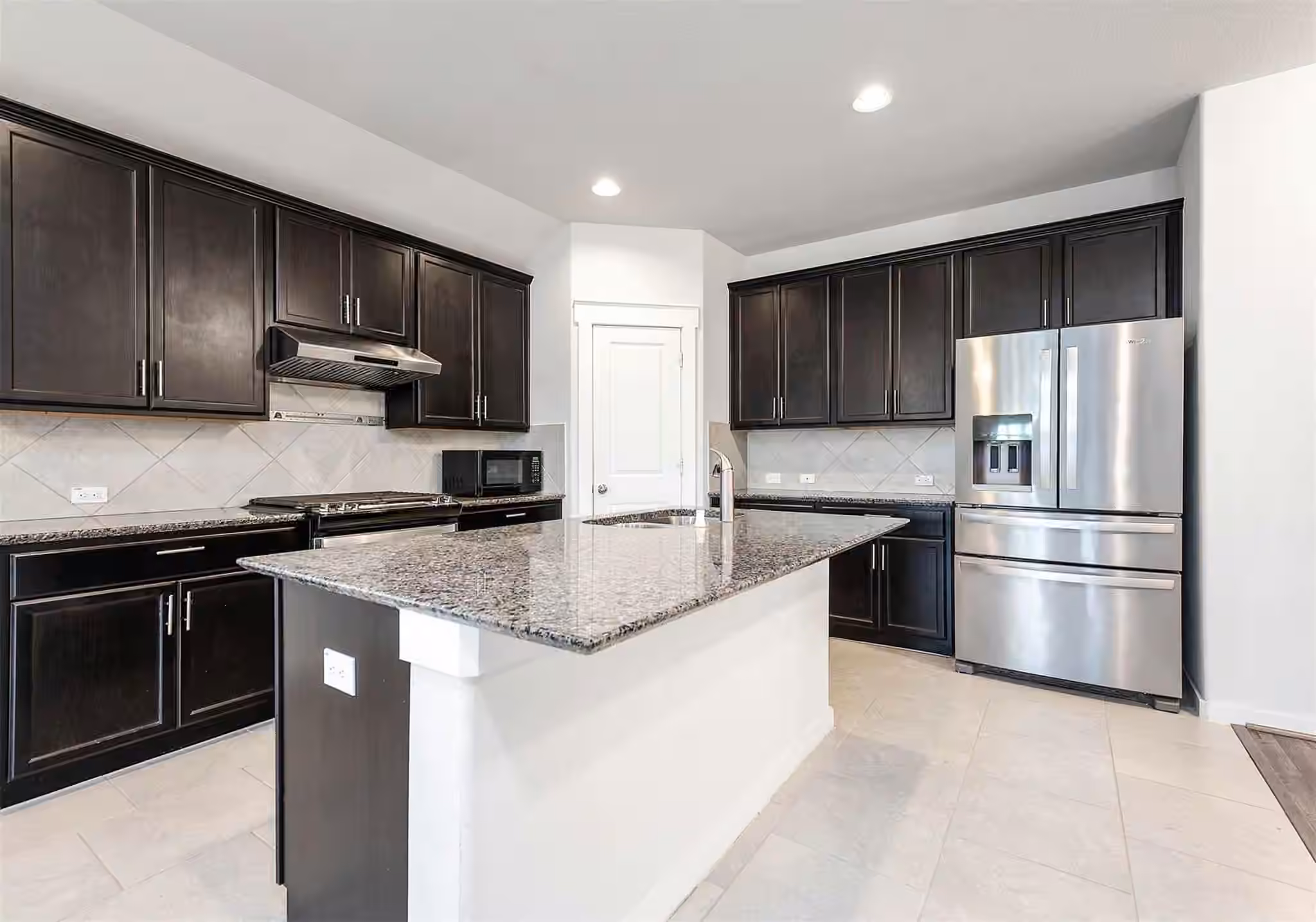 Photo 4 of 23111 Briarstone Harbor Trail, Katy, TX