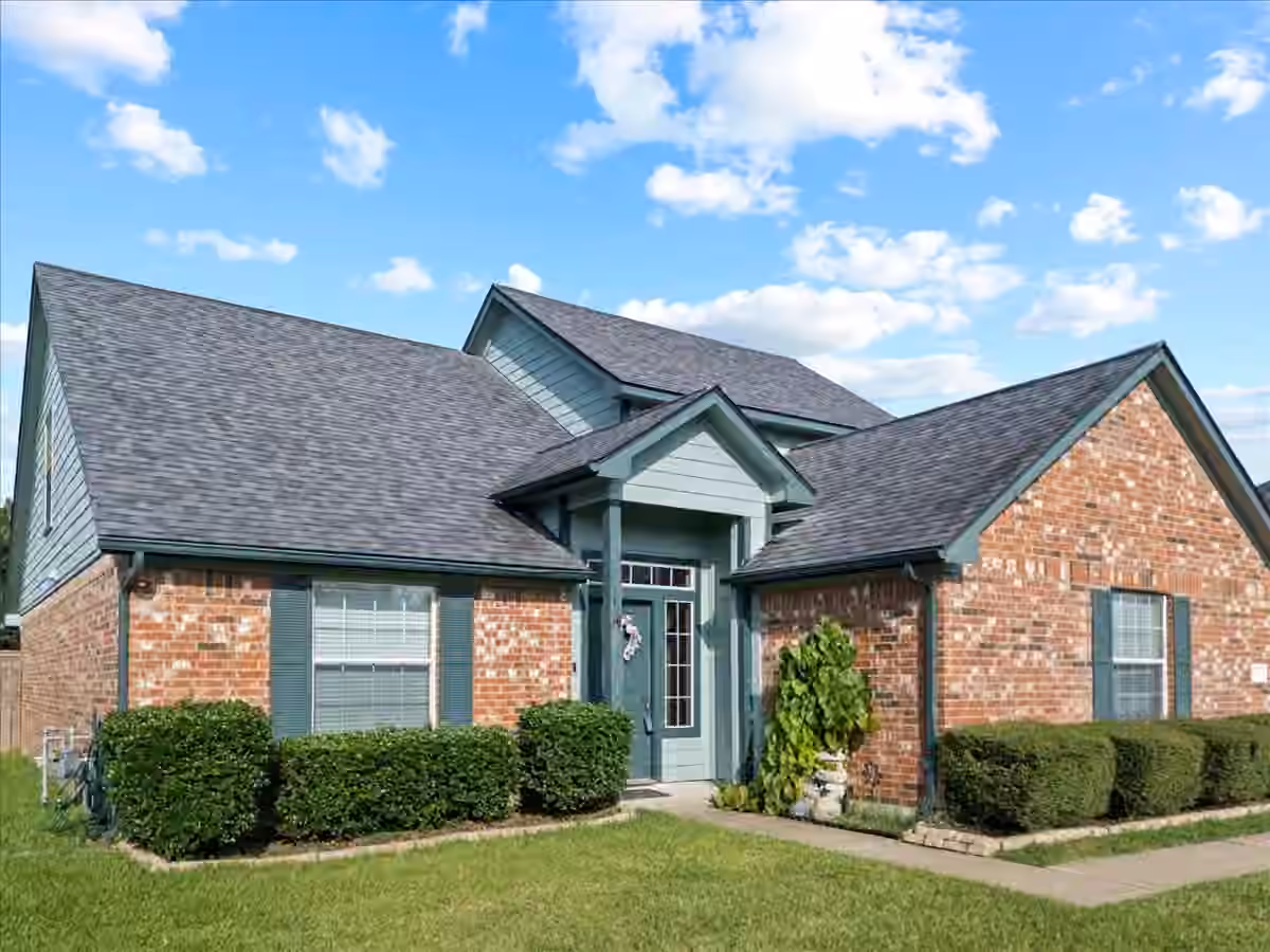 Photo of 8018 Dogwood Court, Baytown, TX 77523