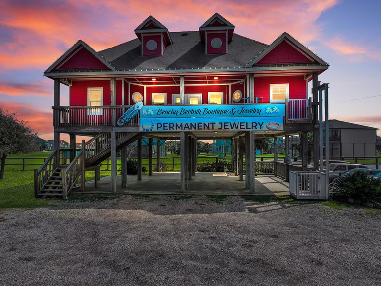 Photo 2 of 970 Surfside Drive, Crystal Beach, TX