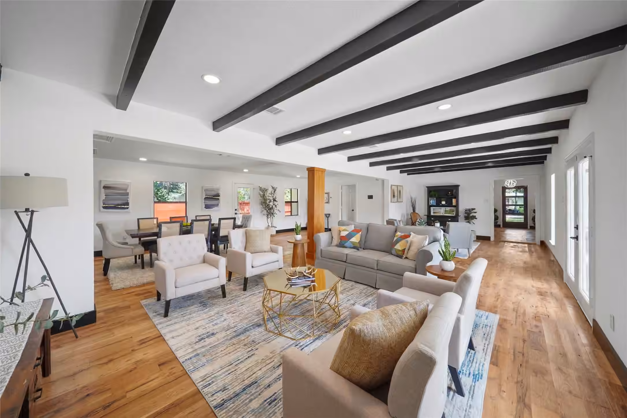 Photo 3 of 701 W 39th Street, Houston, TX