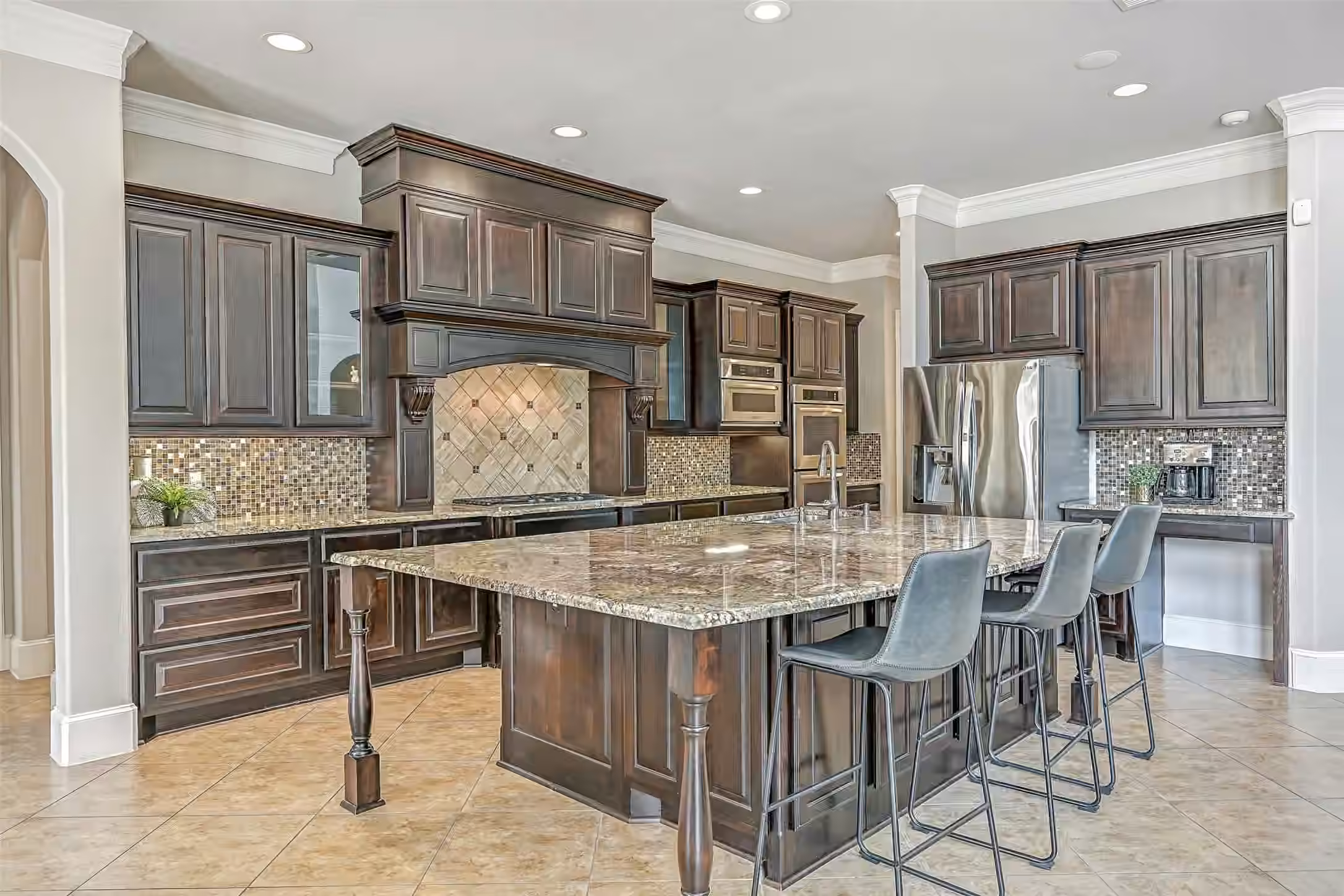 Photo 3 of 2316 Durango Bend Lane, Friendswood, TX