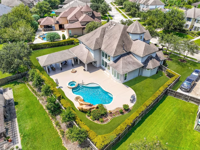 Photo 5 of 2316 Durango Bend Lane, Friendswood, TX