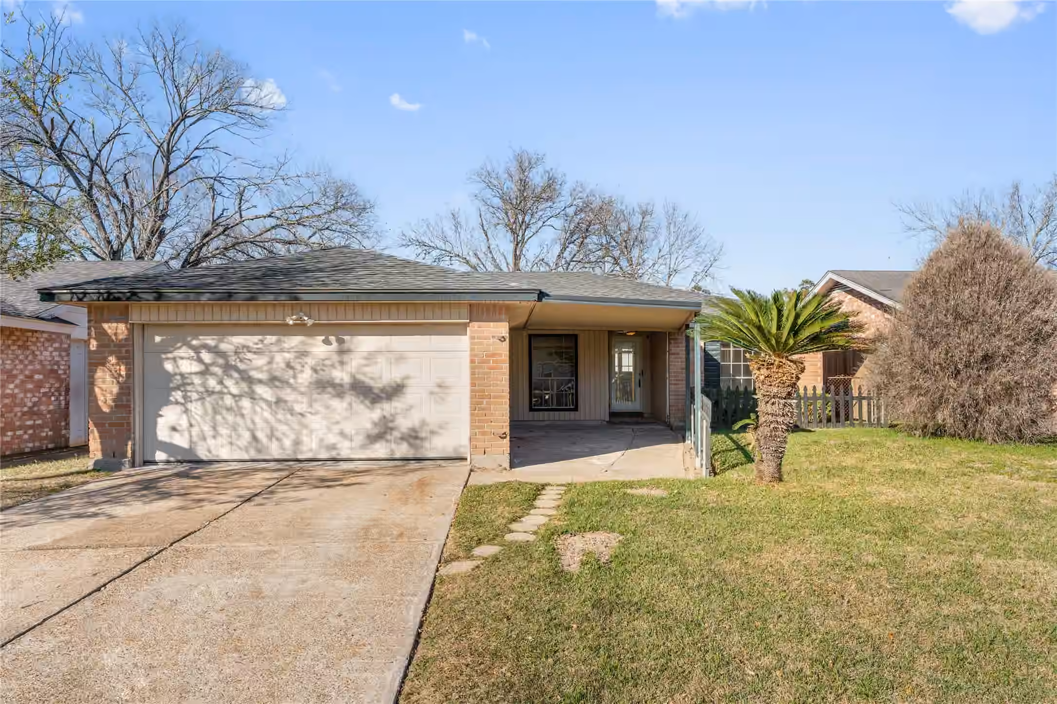 Photo 3 of 12411 Drifting Winds Drive, Houston, TX