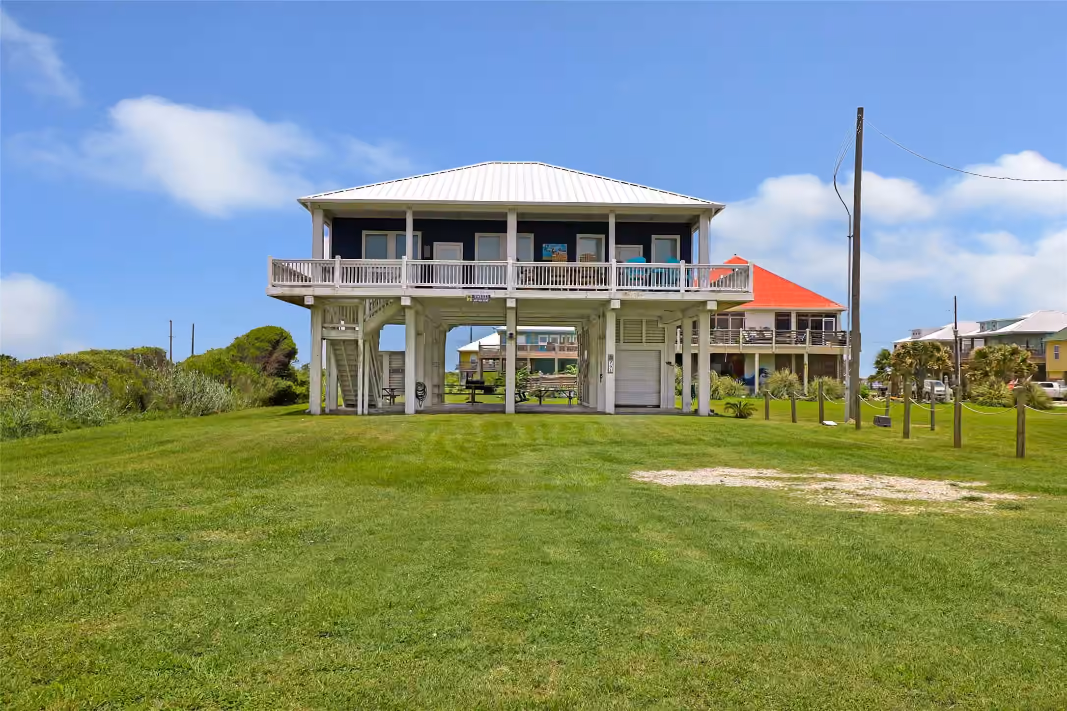 Photo of 761 Bolivar Dunes Boulevard, Gilchrist, TX 77617
