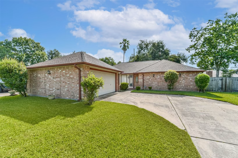 Photo of 3218 Cherry Creek Drive, Missouri City, TX 77459