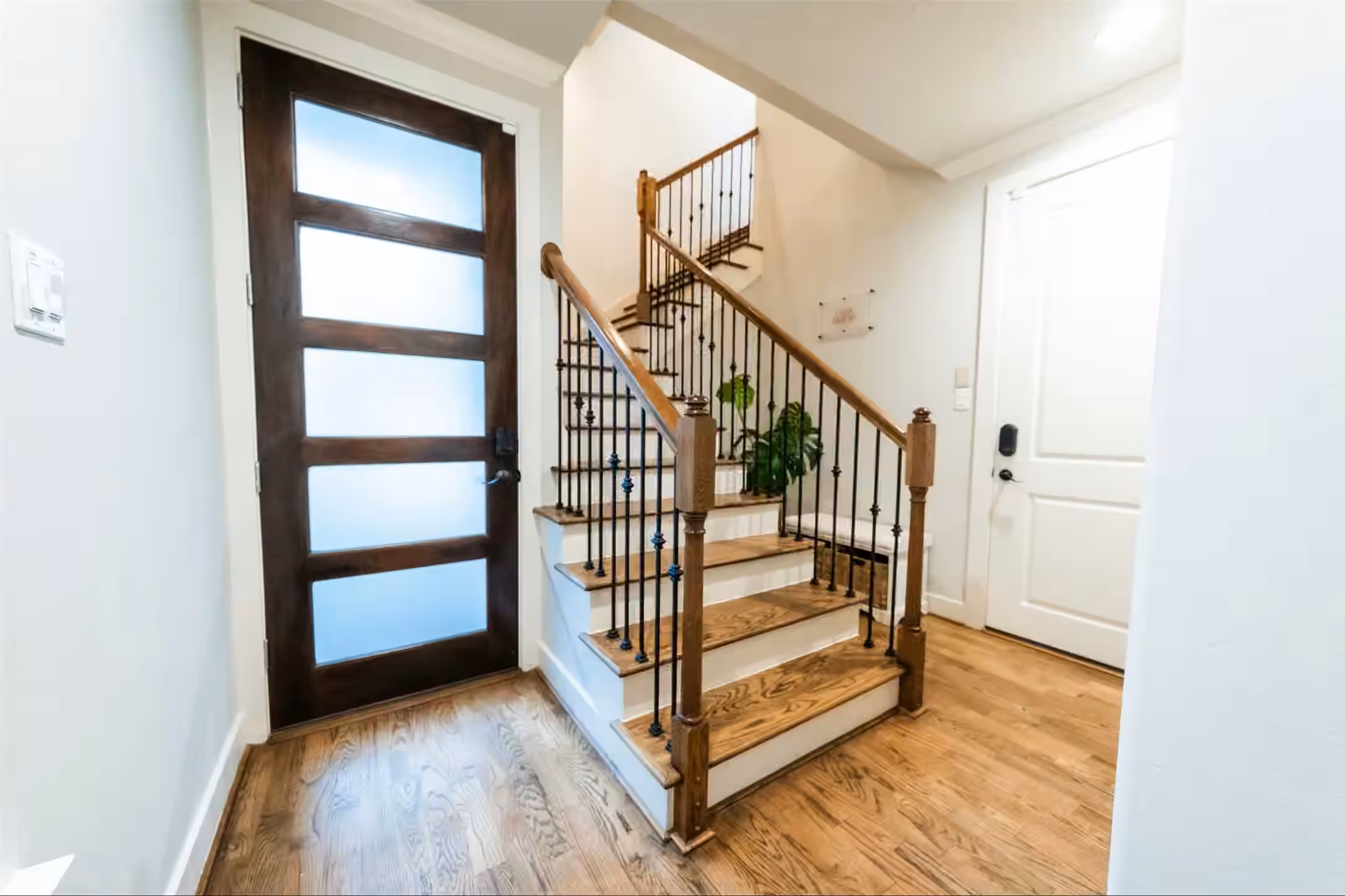 Photo 3 of 3203 Baron Street, Houston, TX