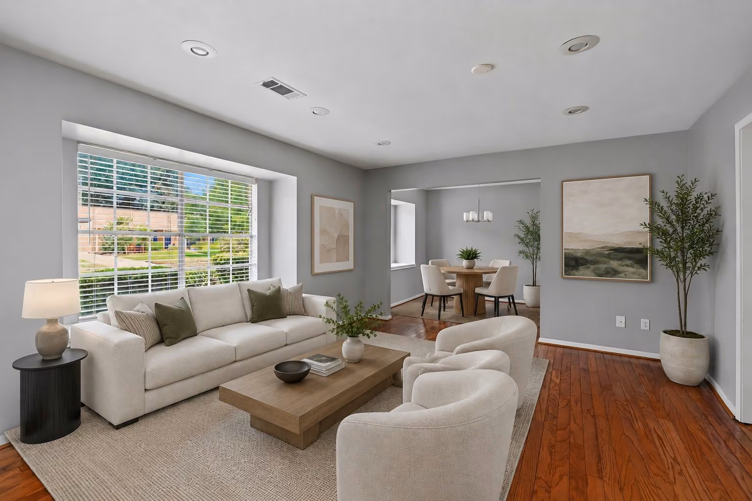 Photo 3 of 9319 Fairdale Lane, Houston, TX