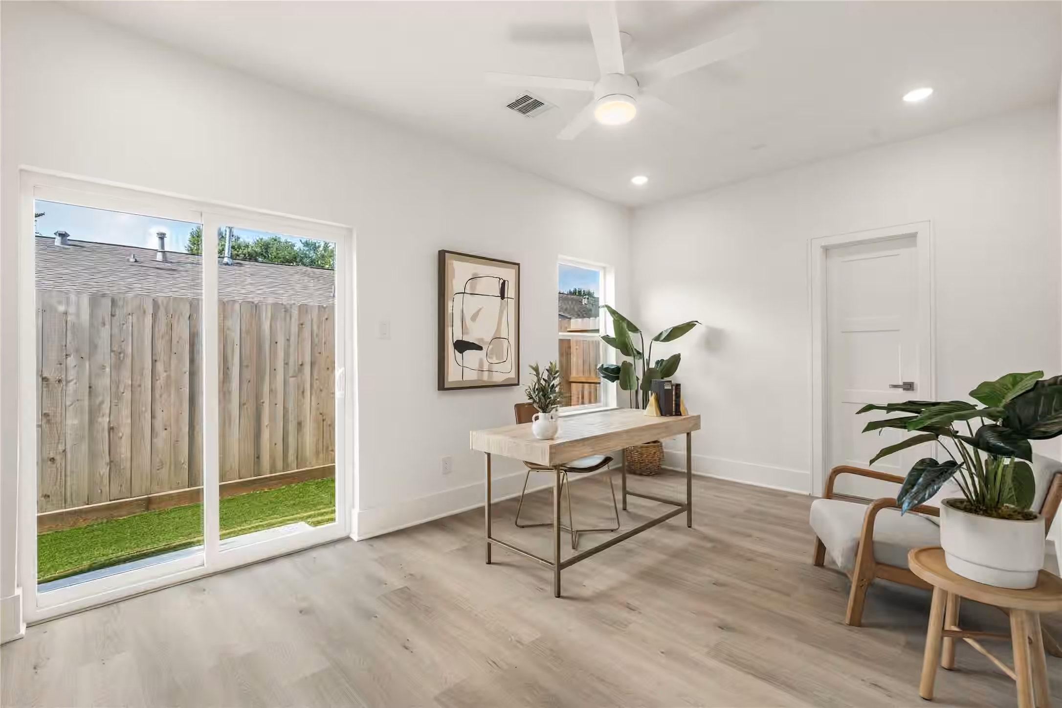 Photo 4 of 603 Skyland Terrace Way, Houston, TX