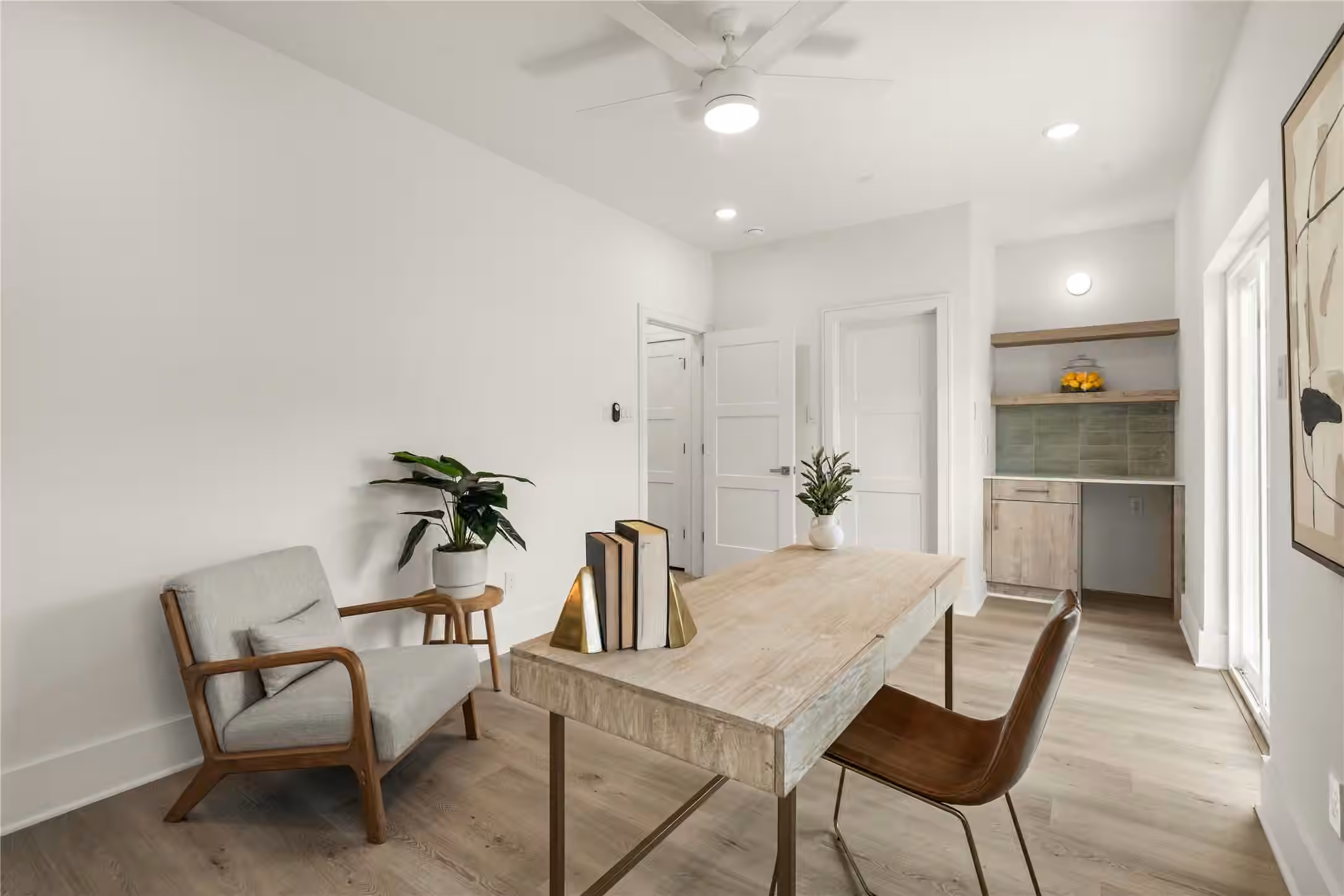 Photo 5 of 603 Skyland Terrace Way, Houston, TX