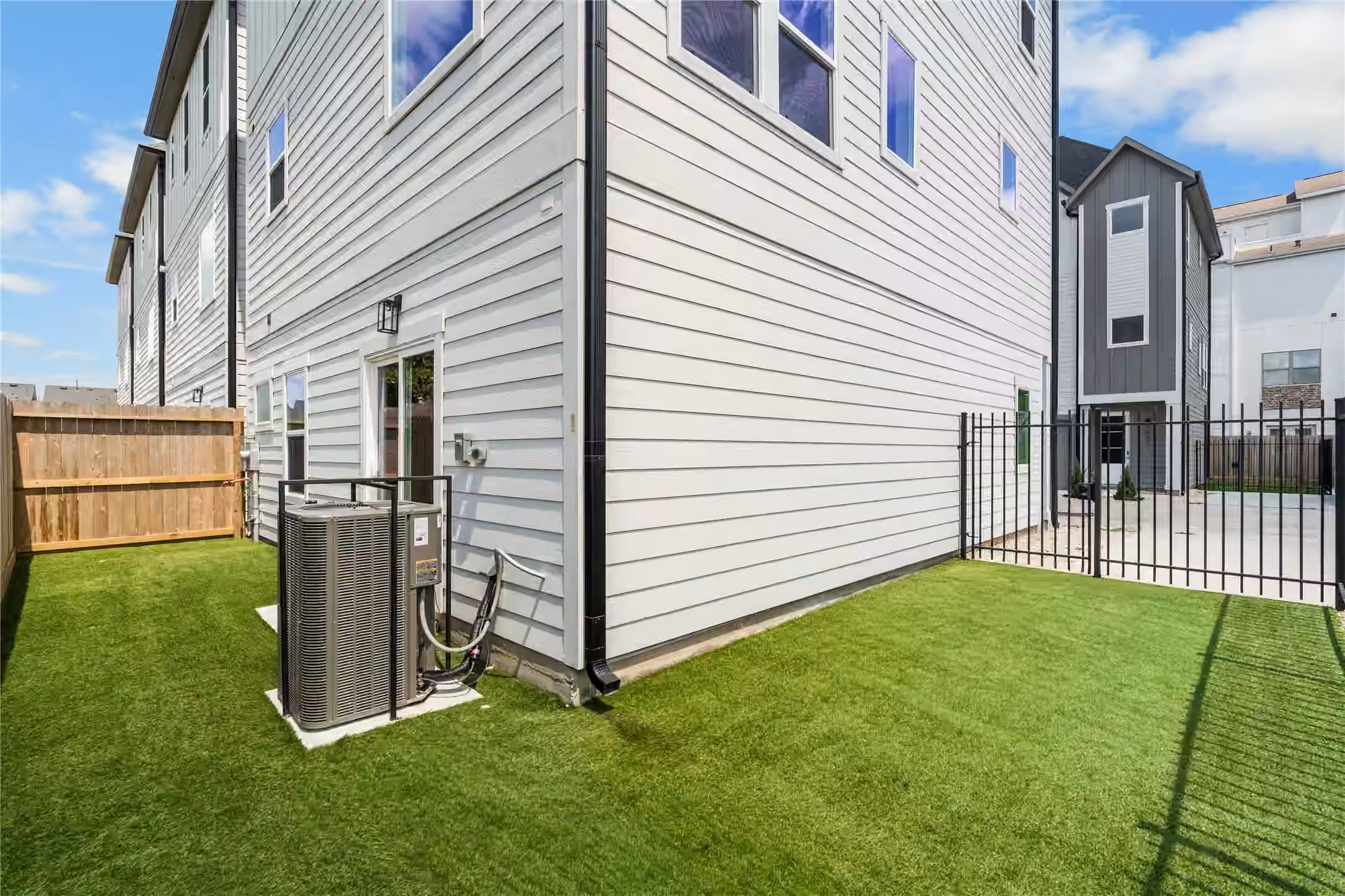 Photo 6 of 603 Skyland Terrace Way, Houston, TX
