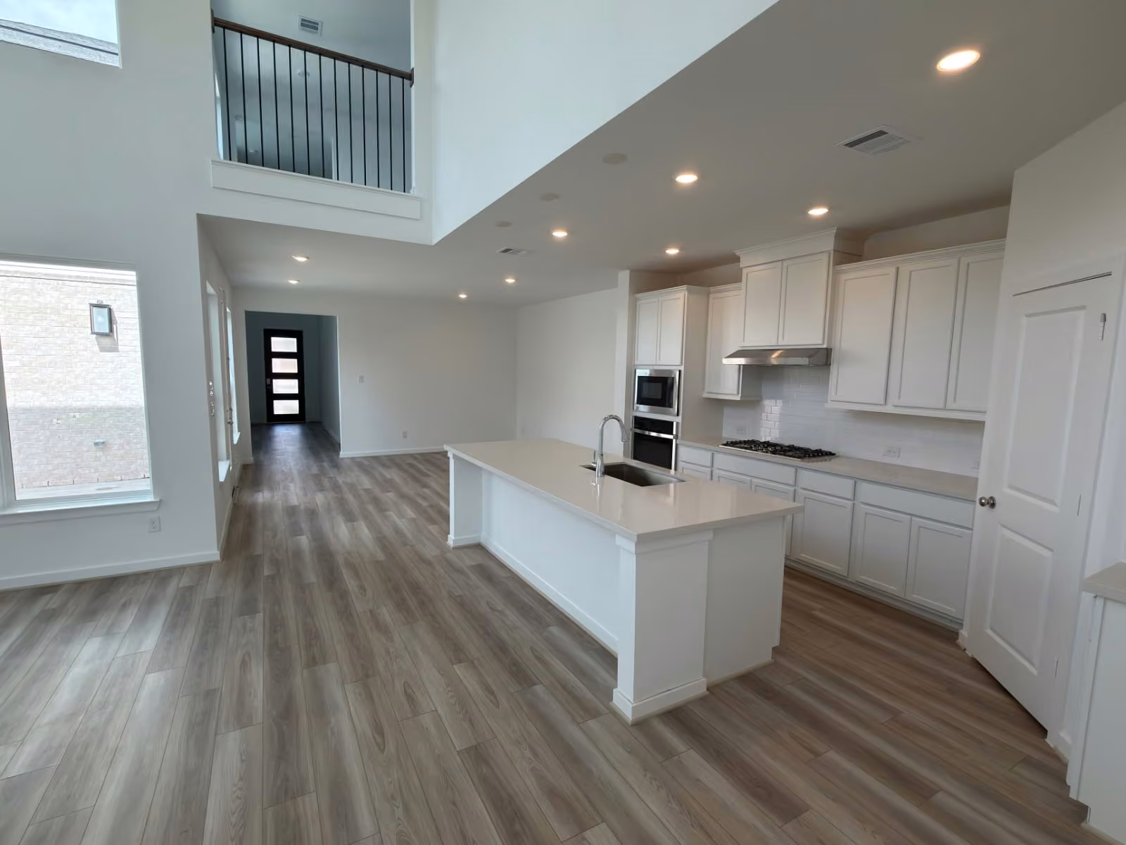 Photo 2 of 9623 Foxwood Meadow Lane, Richmond, TX