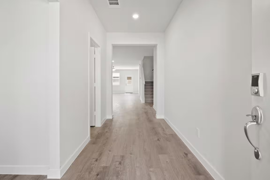 Photo 3 of 8021 Aquamarine Court, Texas City, TX