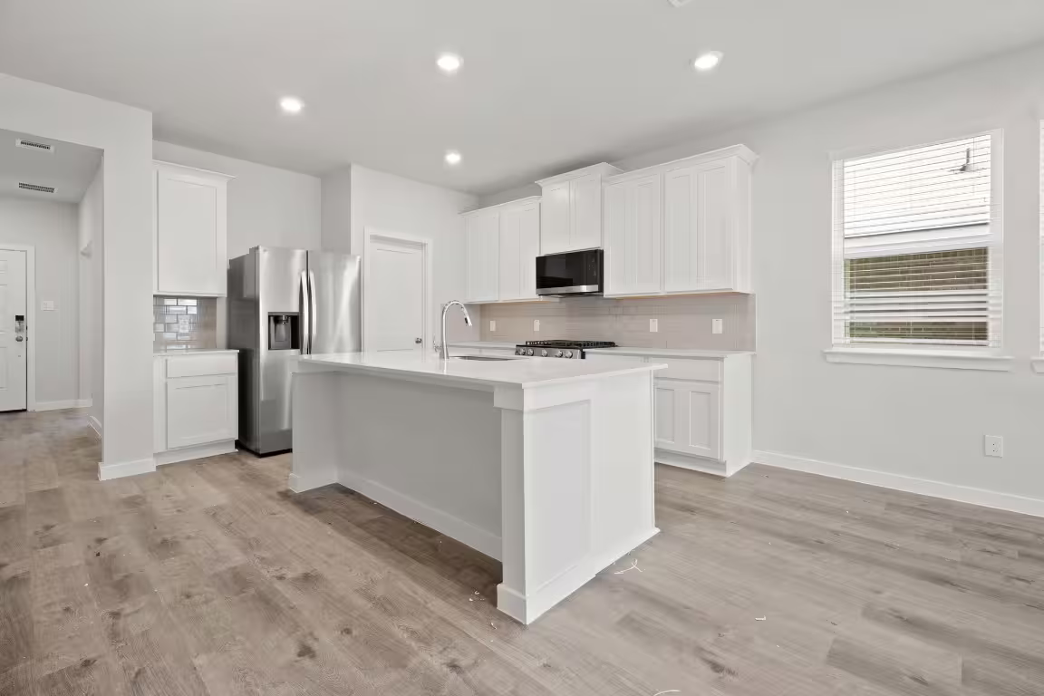 Photo 7 of 8021 Aquamarine Court, Texas City, TX
