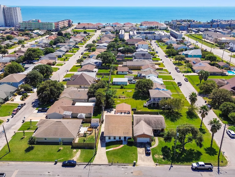 Photo 2 of 8007 Beluche Drive, Galveston, TX