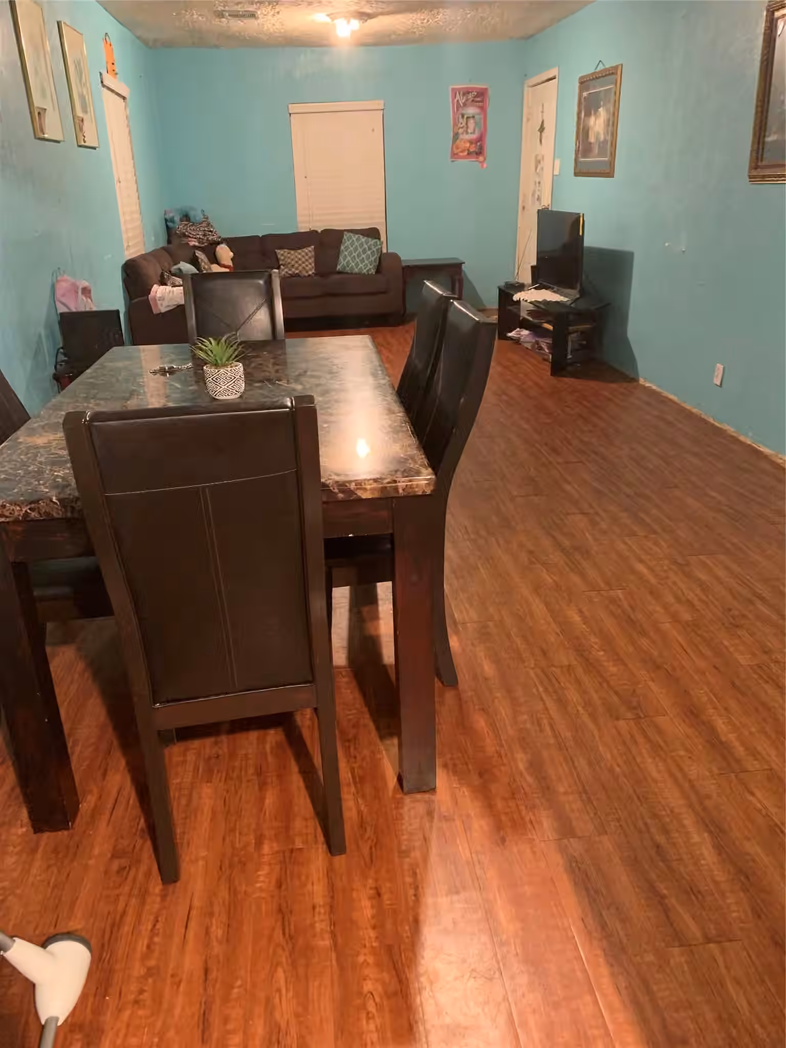Photo 6 of 4210 Oats Street, Houston, TX