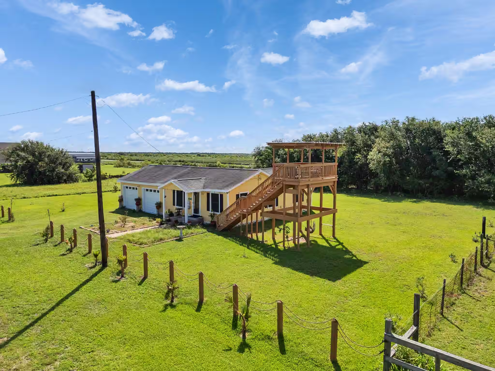 Photo of 1222 Madison Avenue, Port Bolivar, TX 77650