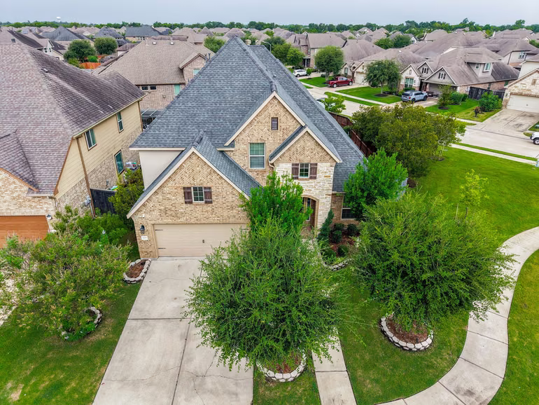 Photo of 4243 Bayou Hollow Lane, Richmond, TX 77406