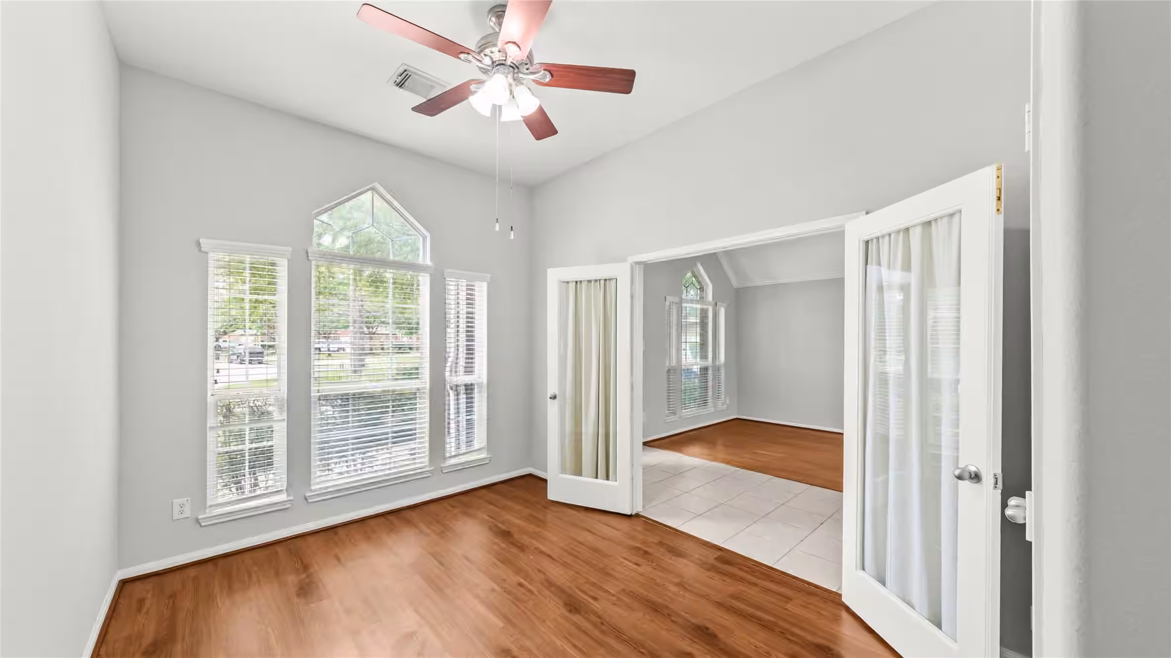 Photo 6 of 1207 Walston Ridge Drive, Spring, TX
