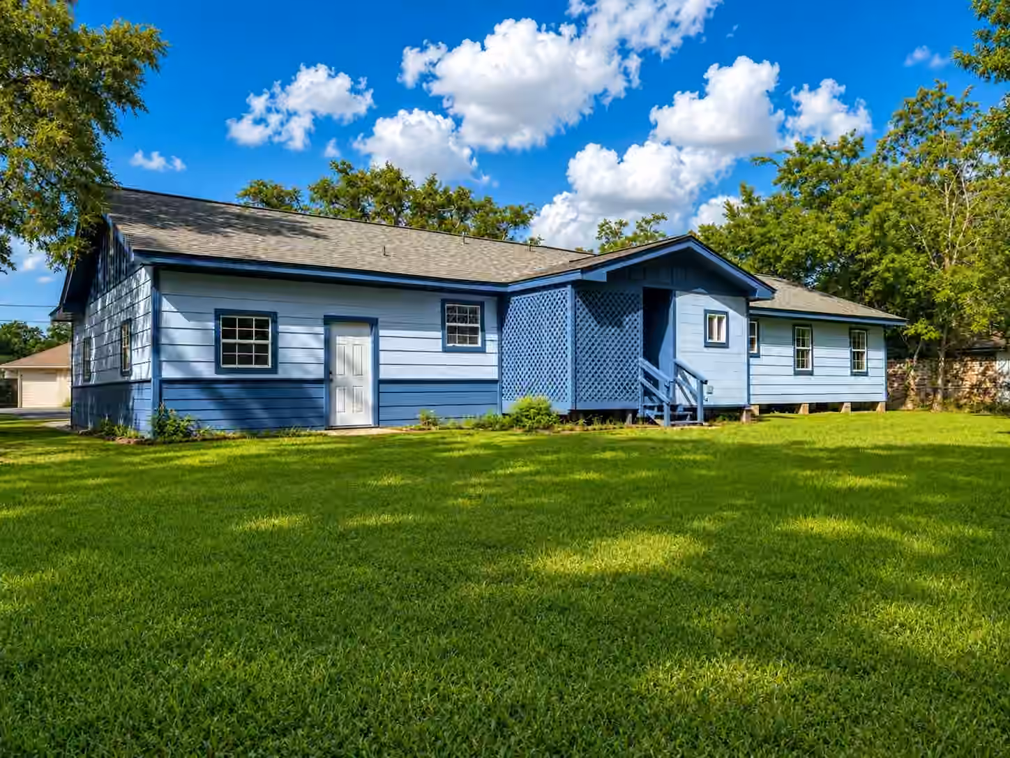 Photo 3 of 316 Riley Road, Clute, TX
