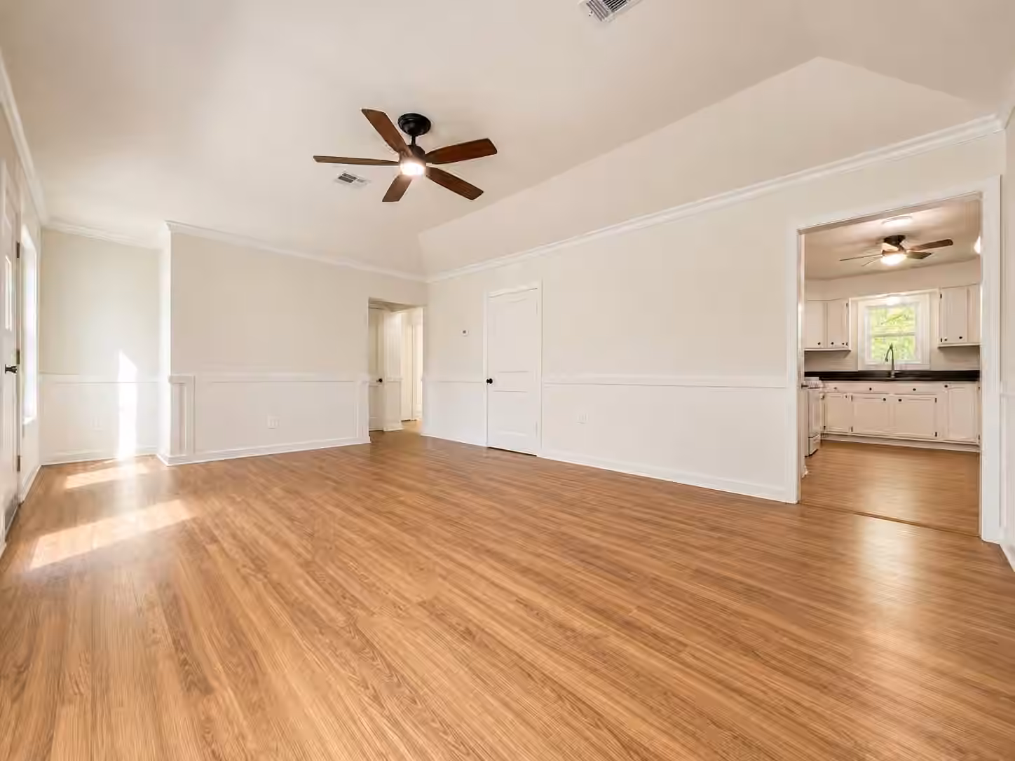 Photo 4 of 316 Riley Road, Clute, TX