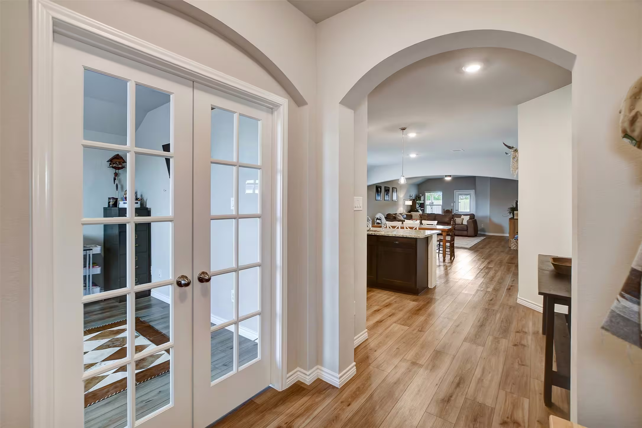 Photo 4 of 1011 Davy Street, Brenham, TX