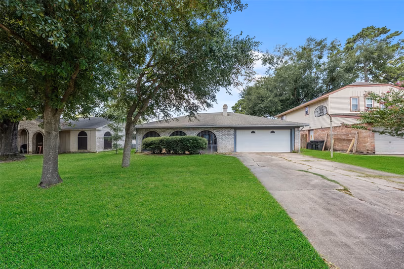 Photo of 23119 Briarcreek Boulevard, Spring, TX 77373