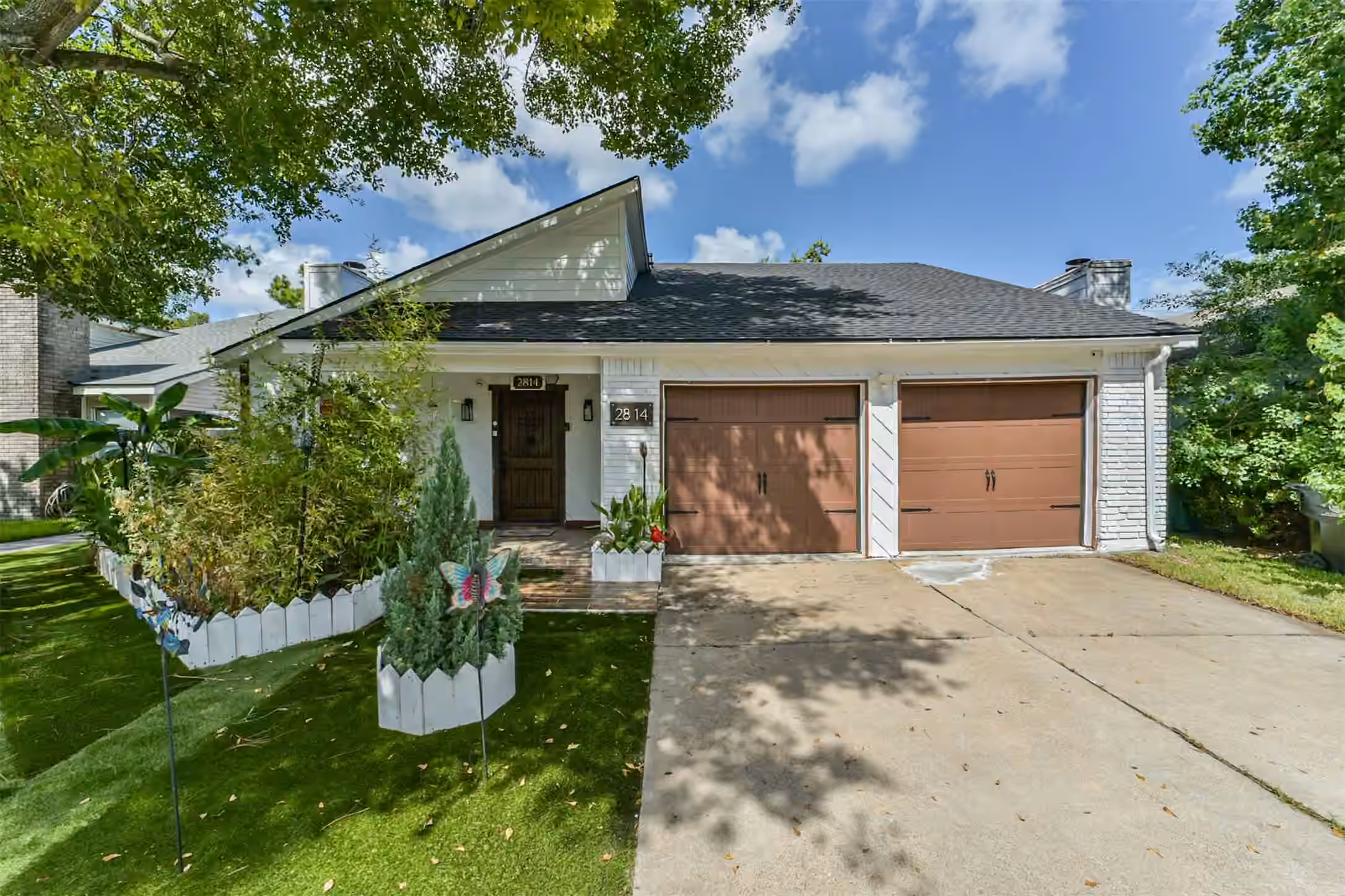 Photo of 2814 Waypark Drive, Houston, TX