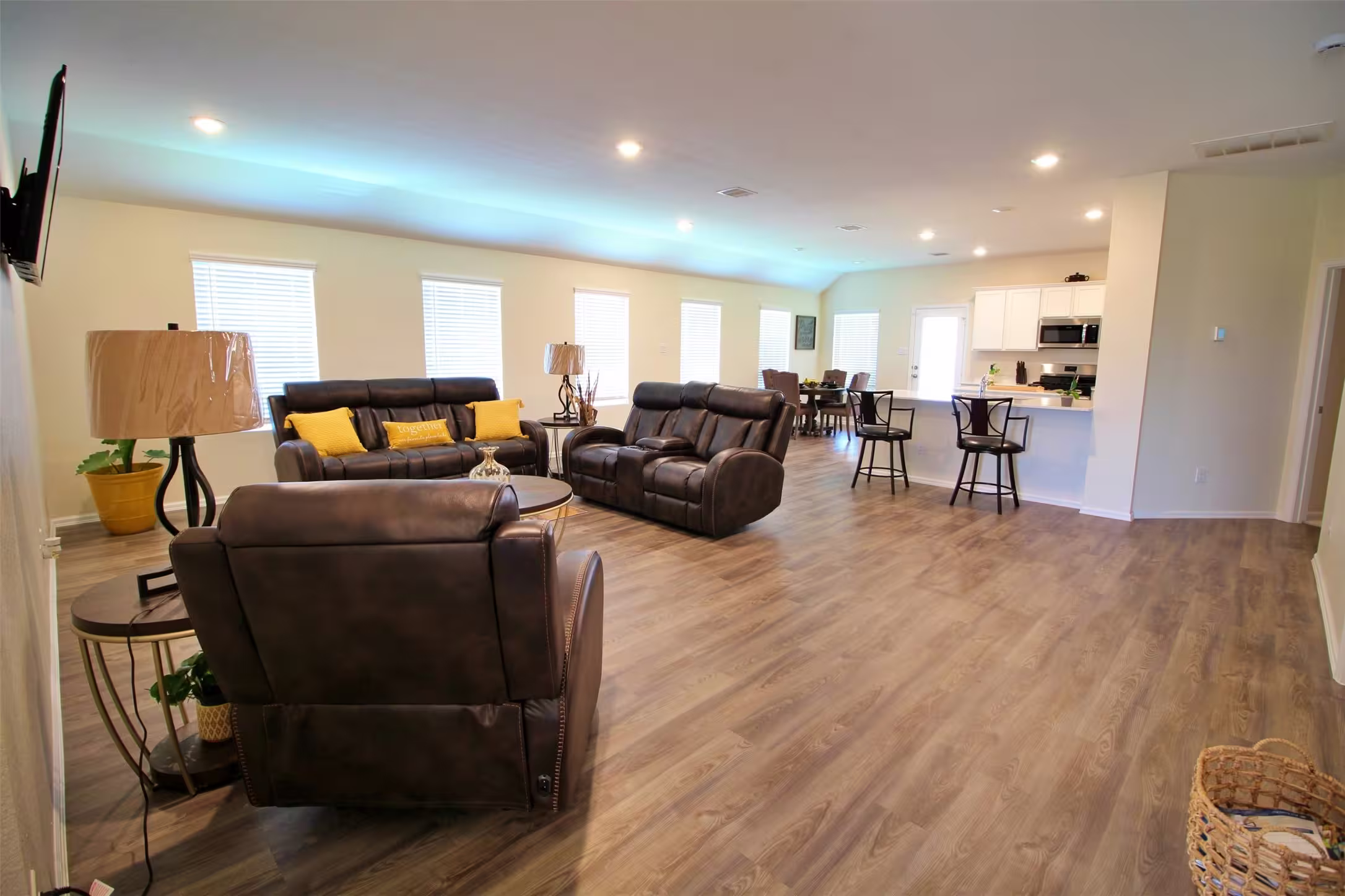 Photo 5 of 13711 Arcadia Creek Lane, Rosharon, TX