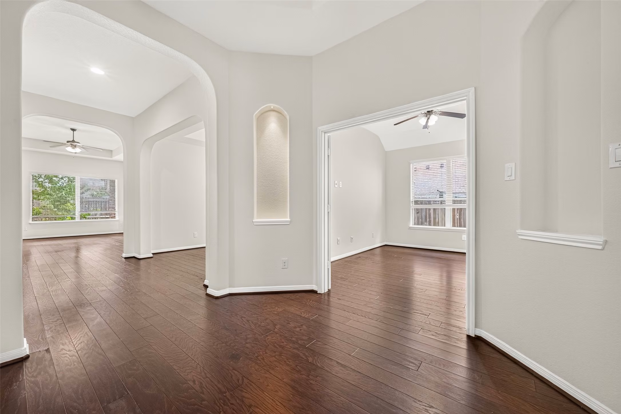 Photo 6 of 13930 Chalcott Drive, Richmond, TX