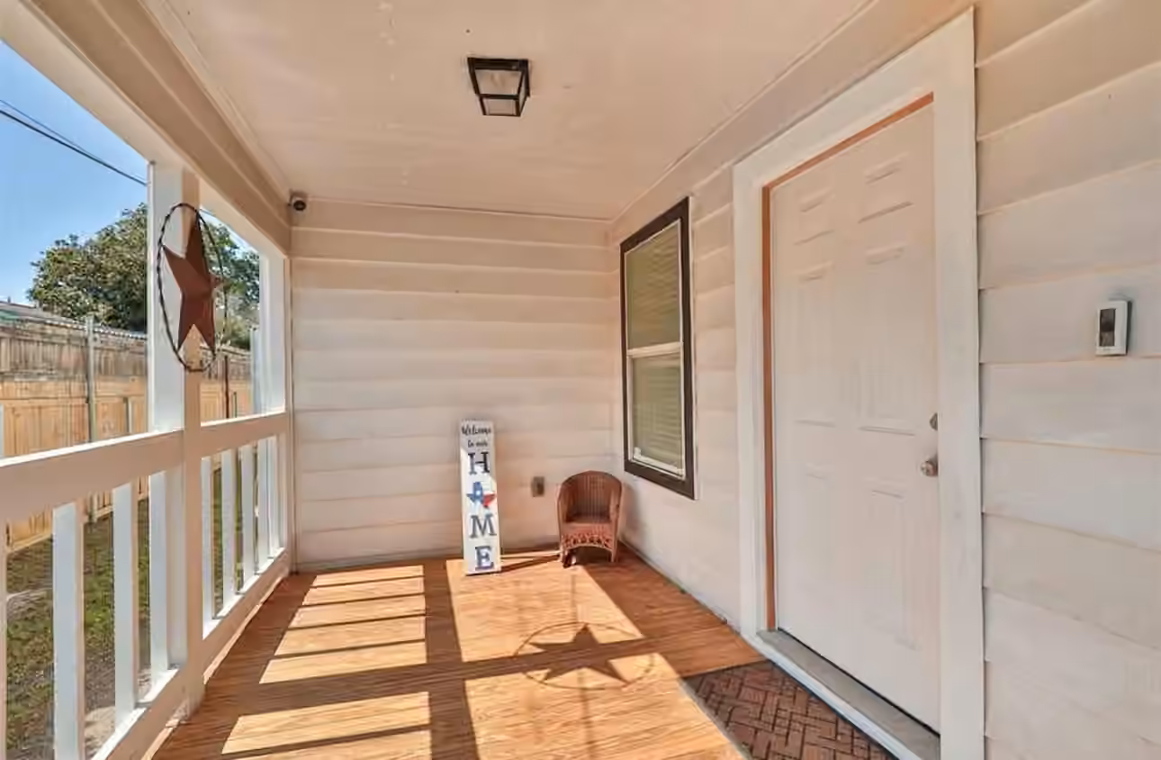 Photo 3 of 531 Dogwood Street, Houston, TX