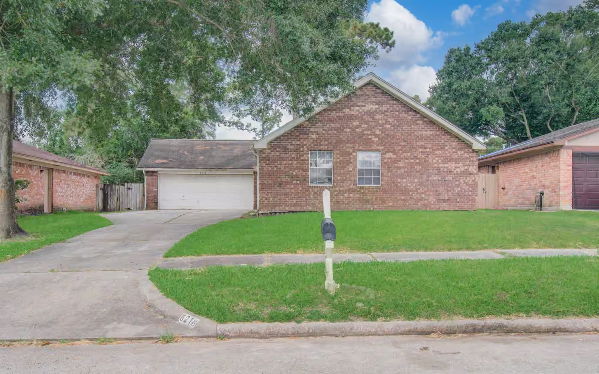 Photo of 6218 Forestgate Drive, Spring, TX 77373