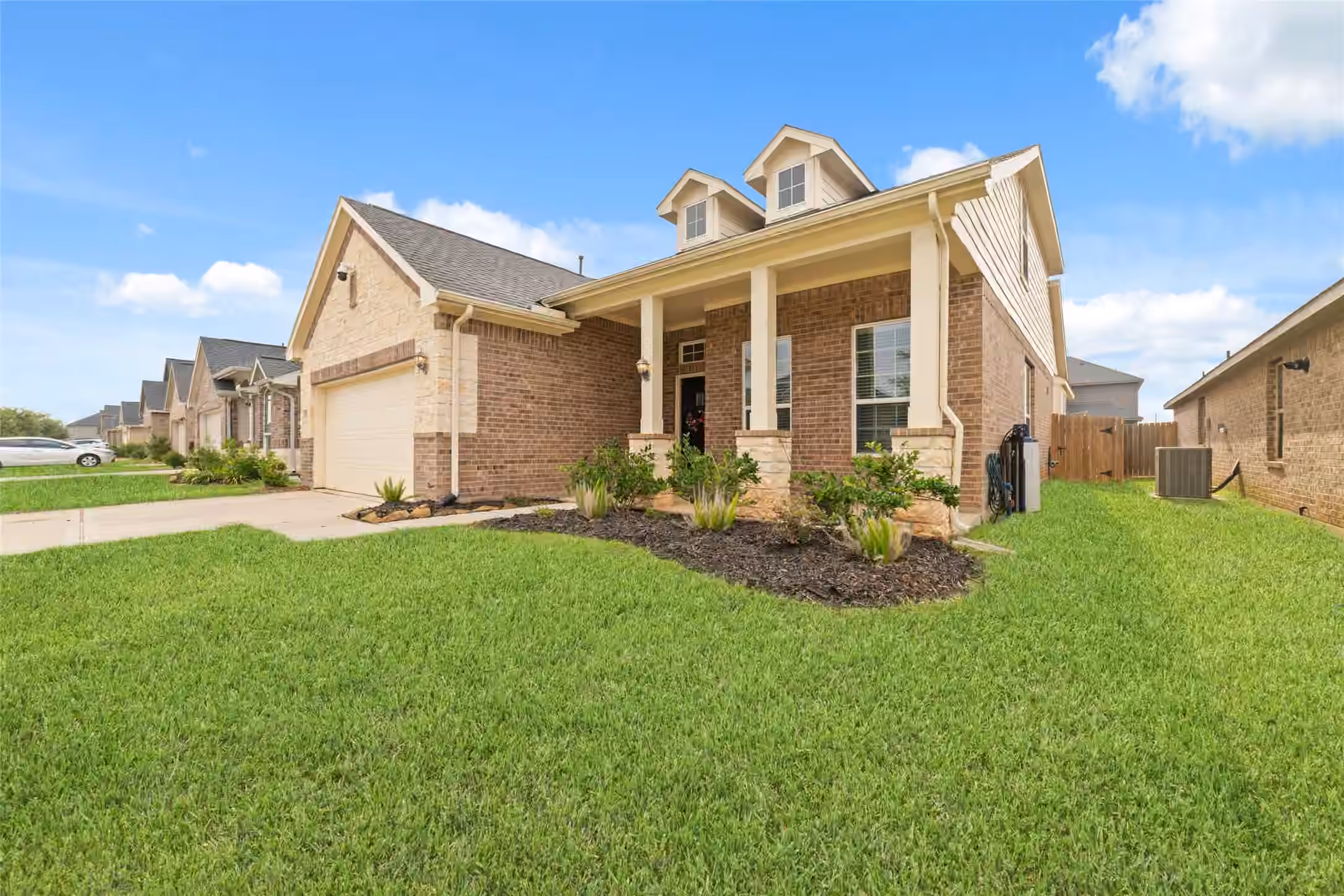 Photo 5 of 22606 Rosehill Meadow Drive, Tomball, TX